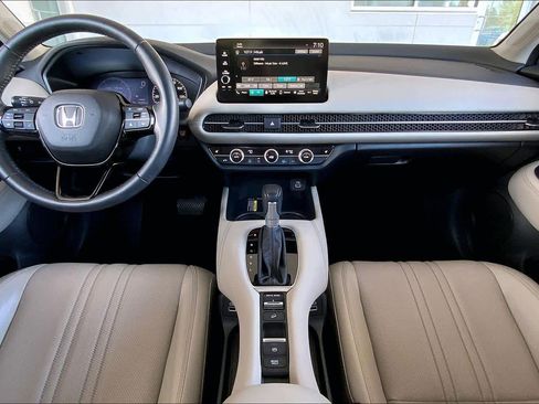 Used 2023 Honda HR-V EX-L image 16