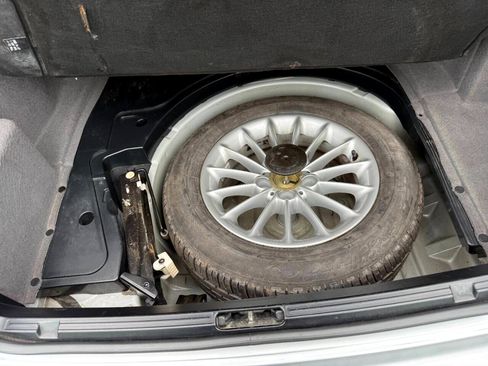 Used 2003 BMW 540i 540iA 4dr Sdn 5-Spd Auto image 52