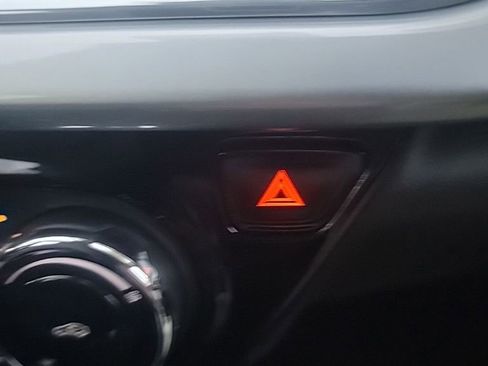 Used 2024 Chevrolet Trax LT w/ LT Convenience Package image 50