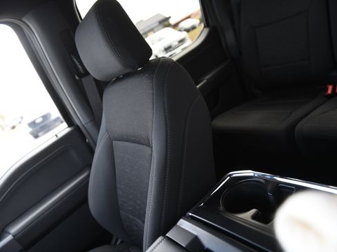 Used 2025 Ford F150 XLT w/ Equipment Group 302A MID image 27