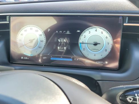 Used 2024 Hyundai Santa Cruz Limited image 11