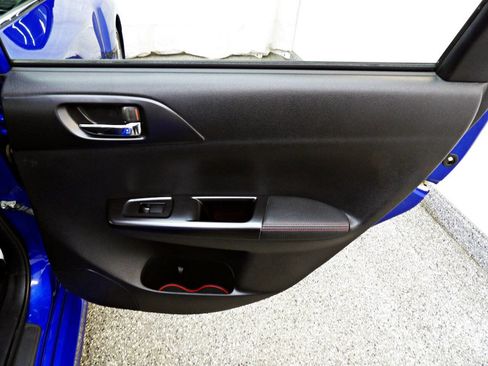 Used 2011 Subaru Impreza WRX STI Limited image 12