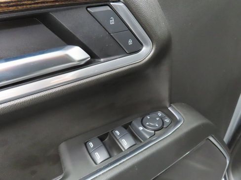 Used 2025 GMC Sierra 1500 Elevation image 49