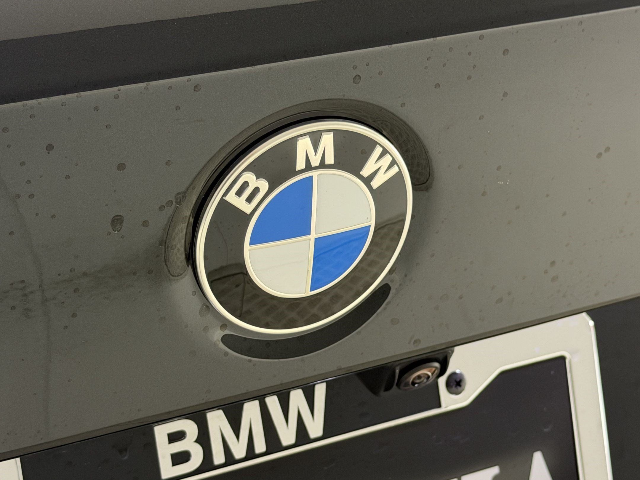 New 2026 BMW 330i Sedan w/ M Sport Package RWD image 32