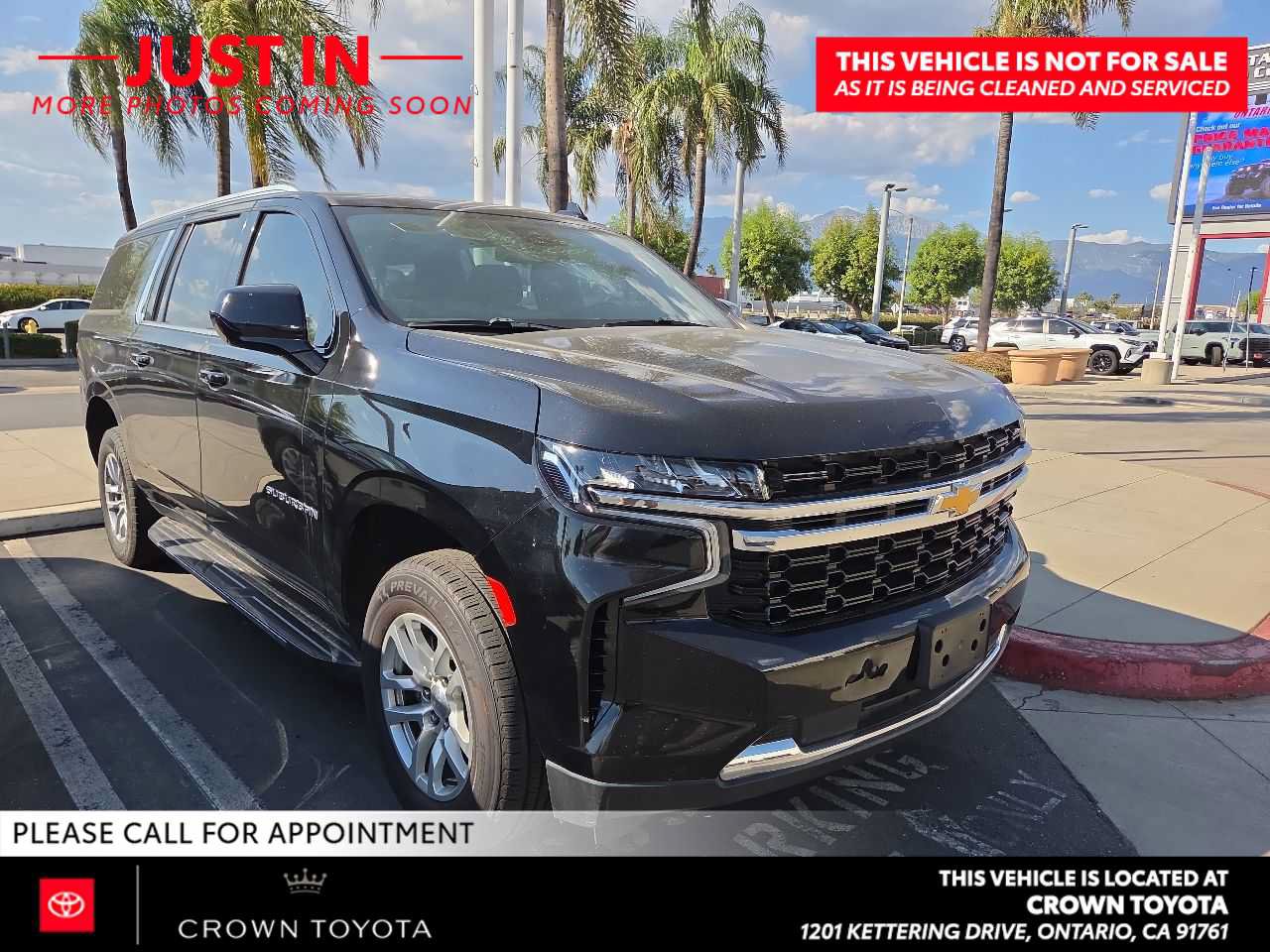 Used 2023 Chevrolet Suburban LS w/ Driver Alert Package RWD image 2