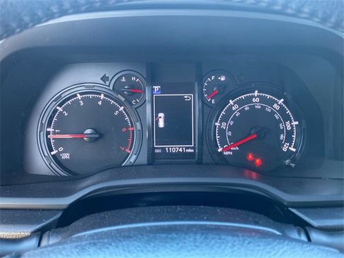 Used 2020 Toyota 4Runner TRD Off-Road Premium image 25