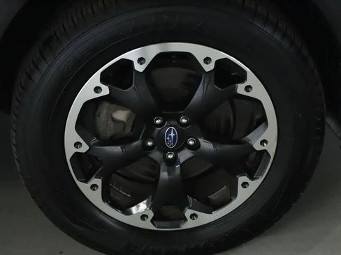 Certified 2023 Subaru Crosstrek 2.0i Premium image 10