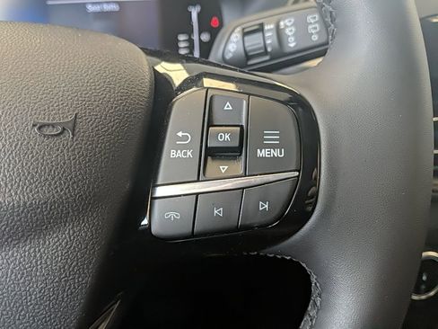 Certified 2024 Ford Escape Active AWD/4WD image 18