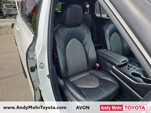 Used 2023 Toyota Highlander XSE AWD/4WD image 38