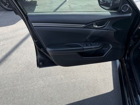 Used 2020 Honda Civic Sport image 16
