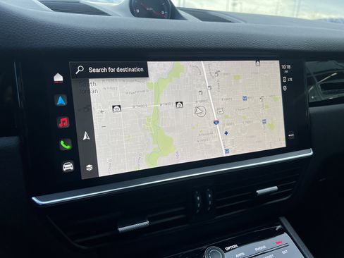 Used 2023 Porsche Cayenne image 19