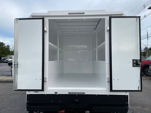 New 2025 Ford F350 XL w/ XL Chrome Package image 20