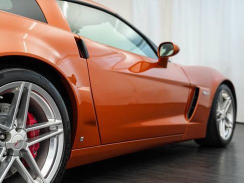 Used 2007 Chevrolet Corvette Z06 w/ Preferred Equipment Group RWD image 27