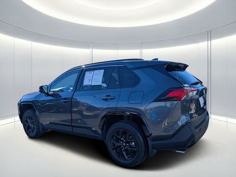 Used 2024 Toyota RAV4 XLE AWD/4WD image 6