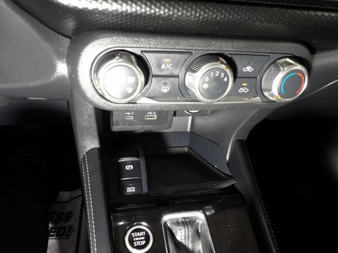 Used 2023 Nissan Kicks SV FWD image 12