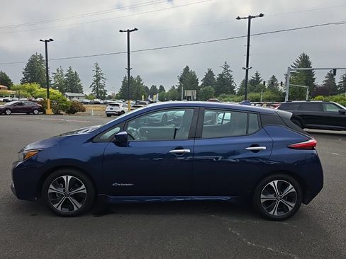 Used 2019 Nissan Leaf SV FWD image 3