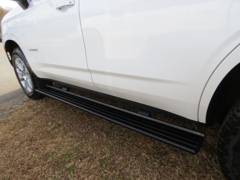 Certified 2024 Chevrolet Tahoe Premier w/ Premium Package 2 image 14