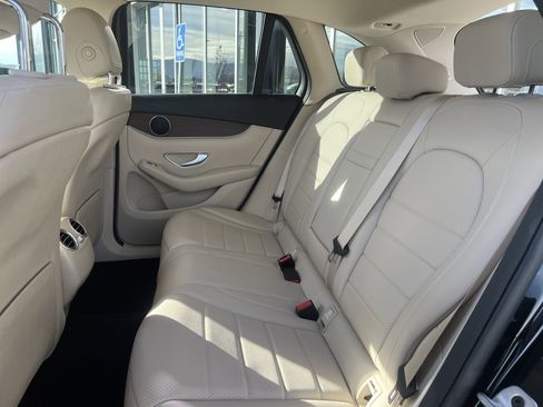 Certified 2022 Mercedes-Benz GLC 300 4MATIC image 23