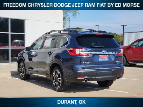 Used 2025 Subaru Ascent Limited AWD/4WD image 3