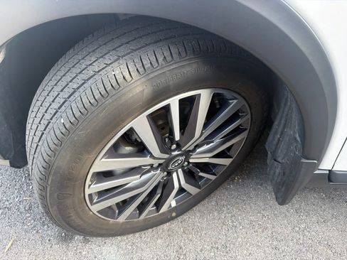 Used 2022 Nissan Kicks SV FWD image 7