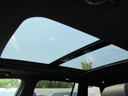 New 2025 Cadillac XT6 Premium Luxury w/ Technology Package image 12