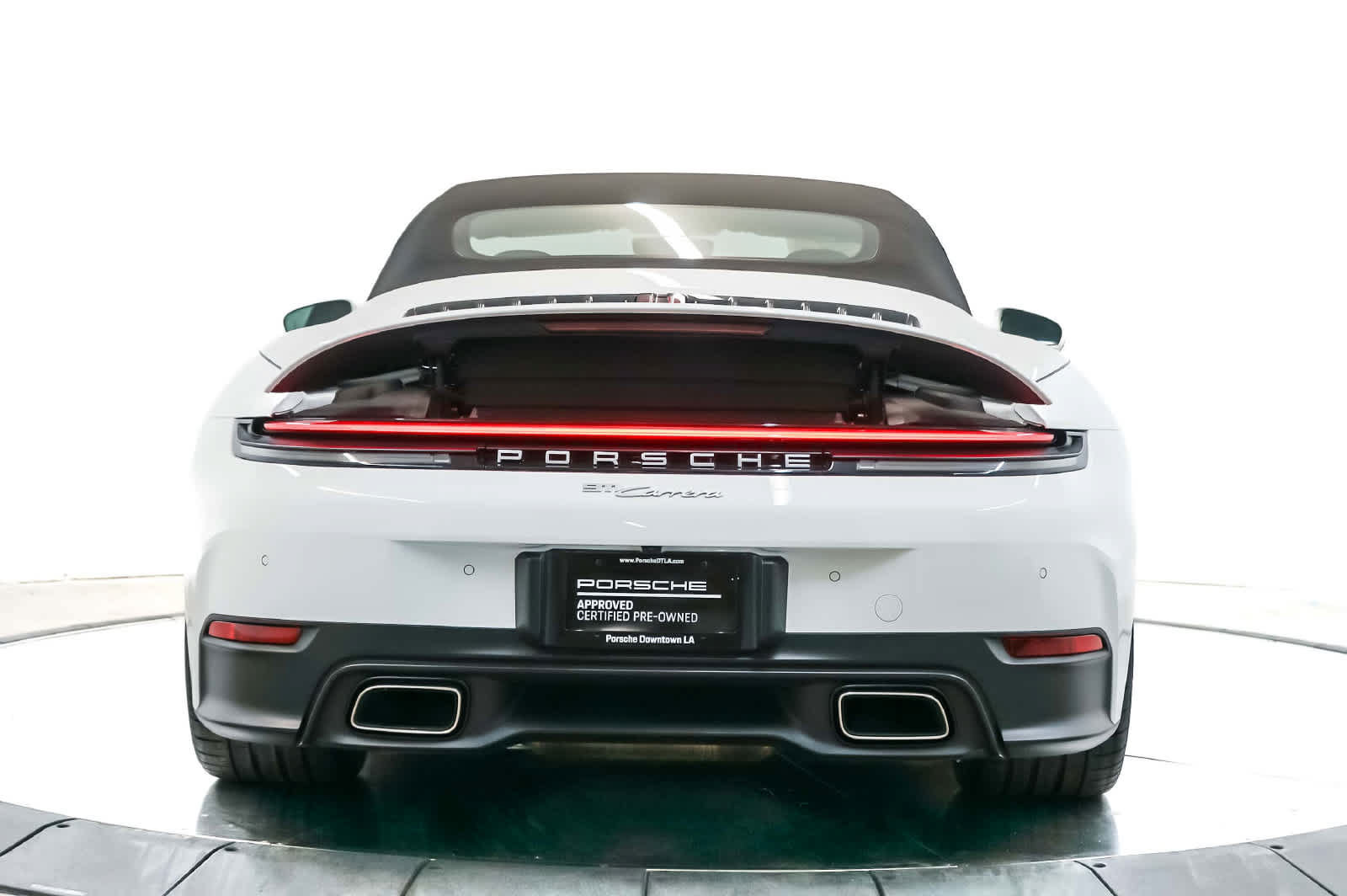 Certified 2025 Porsche 911 Carrera RWD image 10