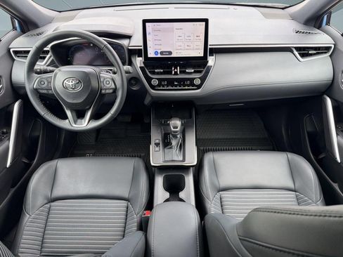 Used 2026 Toyota Corolla Cross AWD Hybrid w/ Convenience Package image 15