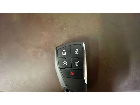 Used 2025 Chevrolet Traverse RS w/ LPO, Floor Liner Package AWD/4WD image 21