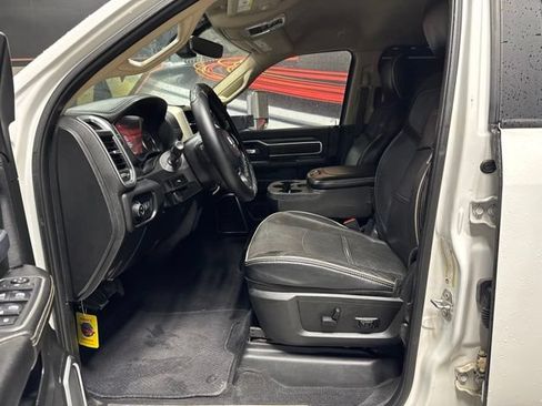 Used 2020 RAM 2500 Laramie AWD/4WD image 4