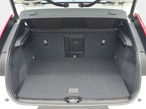 Used 2023 Volvo C40 Recharge Core w/ Protection Package Premier AWD/4WD image 14