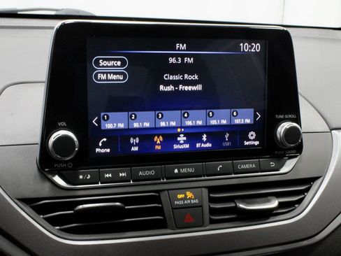 Certified 2023 Nissan Altima 2.5 SR AWD/4WD image 3