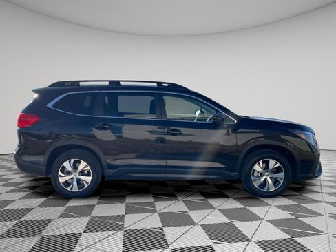 Certified 2025 Subaru Ascent Premium image 8