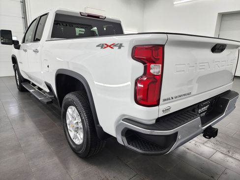 Used 2022 Chevrolet Silverado 2500 LTZ w/ Safety Package image 6
