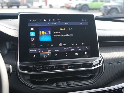 New 2026 Jeep Compass Limited image 20