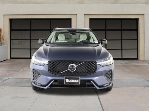 New 2026 Volvo XC60 B5 Ultra w/ Climate Package AWD/4WD image 2