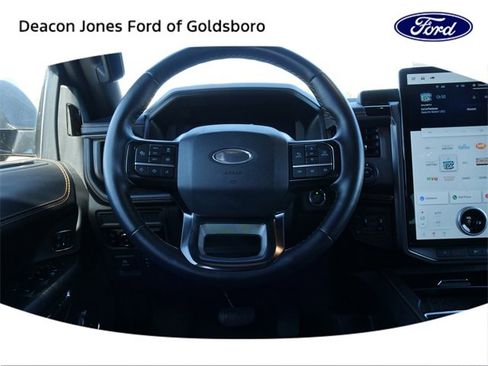 Certified 2023 Ford Expedition Platinum image 22