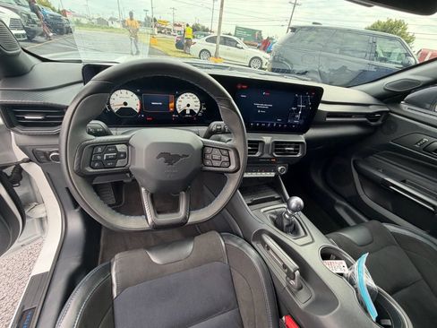 Used 2024 Ford Mustang Dark Horse RWD image 11