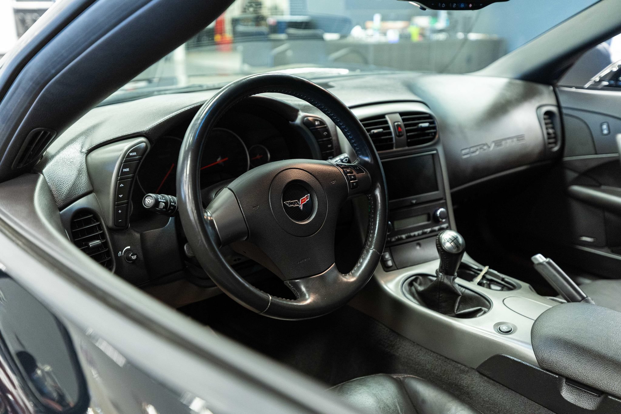 Used 2007 Chevrolet Corvette Z06 w/ Preferred Equipment Group RWD image 10