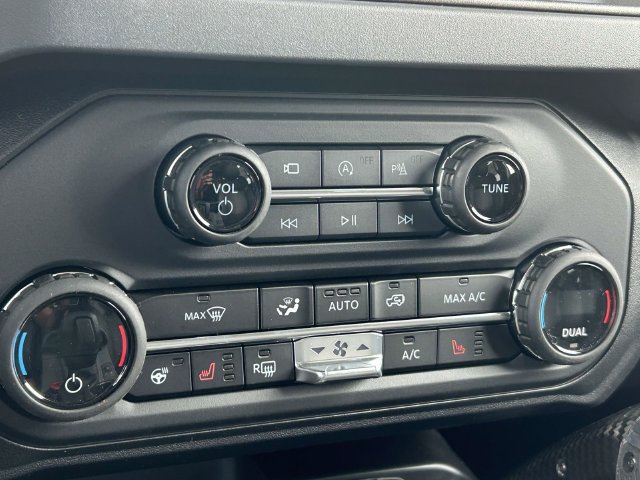New 2026 Ford Bronco Raptor w/ Interior Carbon Fiber Pack AWD/4WD image 20
