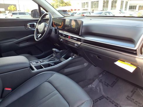 Used 2025 Kia Sorento EX w/ Panoramic Sunroof Package image 41