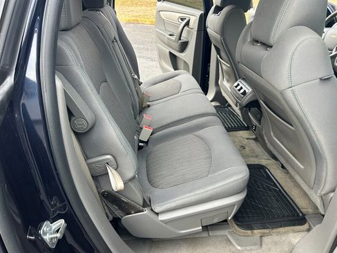 Used 2017 Chevrolet Traverse LS image 13