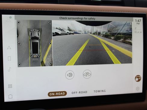 Used 2024 Land Rover Defender 130 S image 18