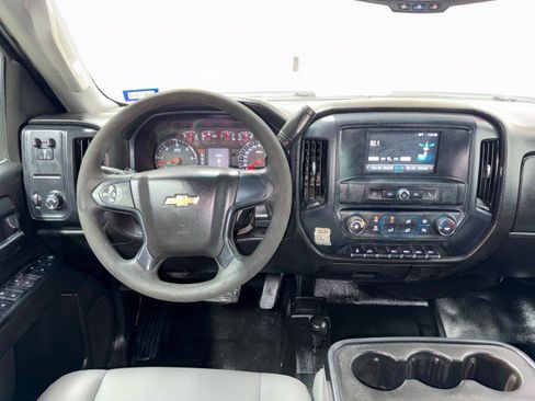 Used 2018 Chevrolet Silverado 2500 W/T w/ WT Convenience Package AWD/4WD image 16