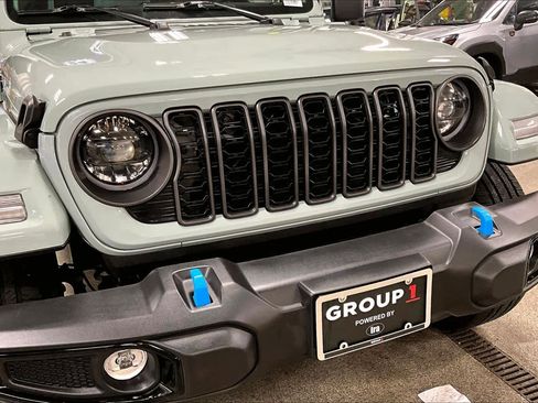 Used 2024 Jeep Wrangler Sport S w/ Convenience Group image 29