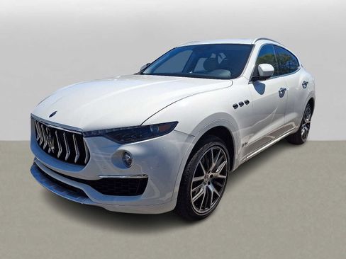 Used 2020 Maserati Levante GranLusso AWD/4WD image 1