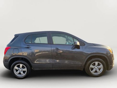 Used 2016 Chevrolet Trax LS AWD/4WD image 7