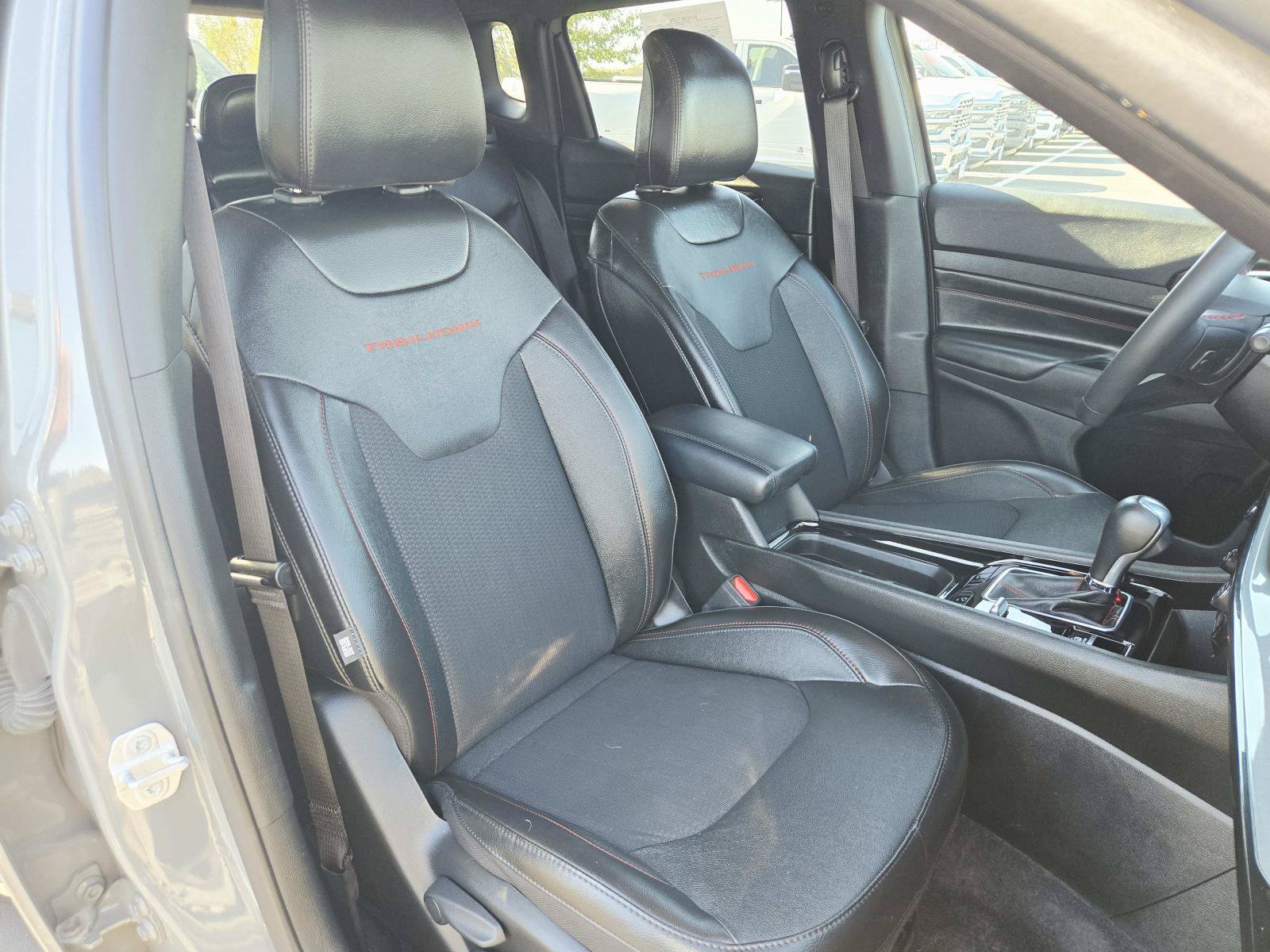 Used 2023 Jeep Compass Trailhawk AWD/4WD image 16