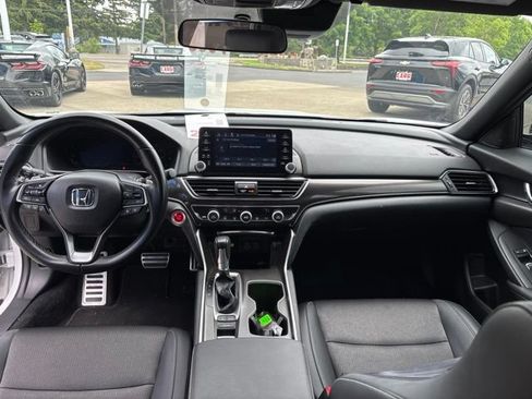 Used 2022 Honda Accord Sport image 14