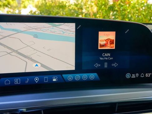 New 2026 Cadillac Lyriq Luxury image 20