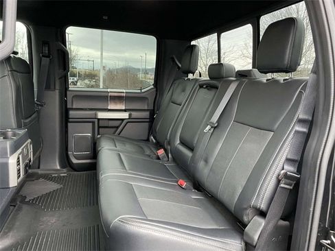 Used 2022 Ford F250 Lariat image 17